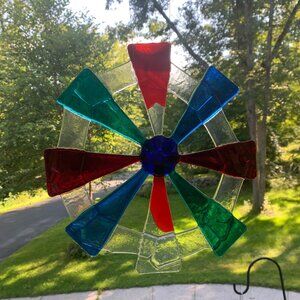 #9573 CIRCULAR FUSED SUN CATCHER  RED, GREEN & BLUE SPOKES COLLECTABLE SUN CATCH